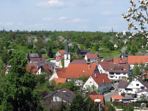 Ein Bild aus ohmden 73275 - 1
