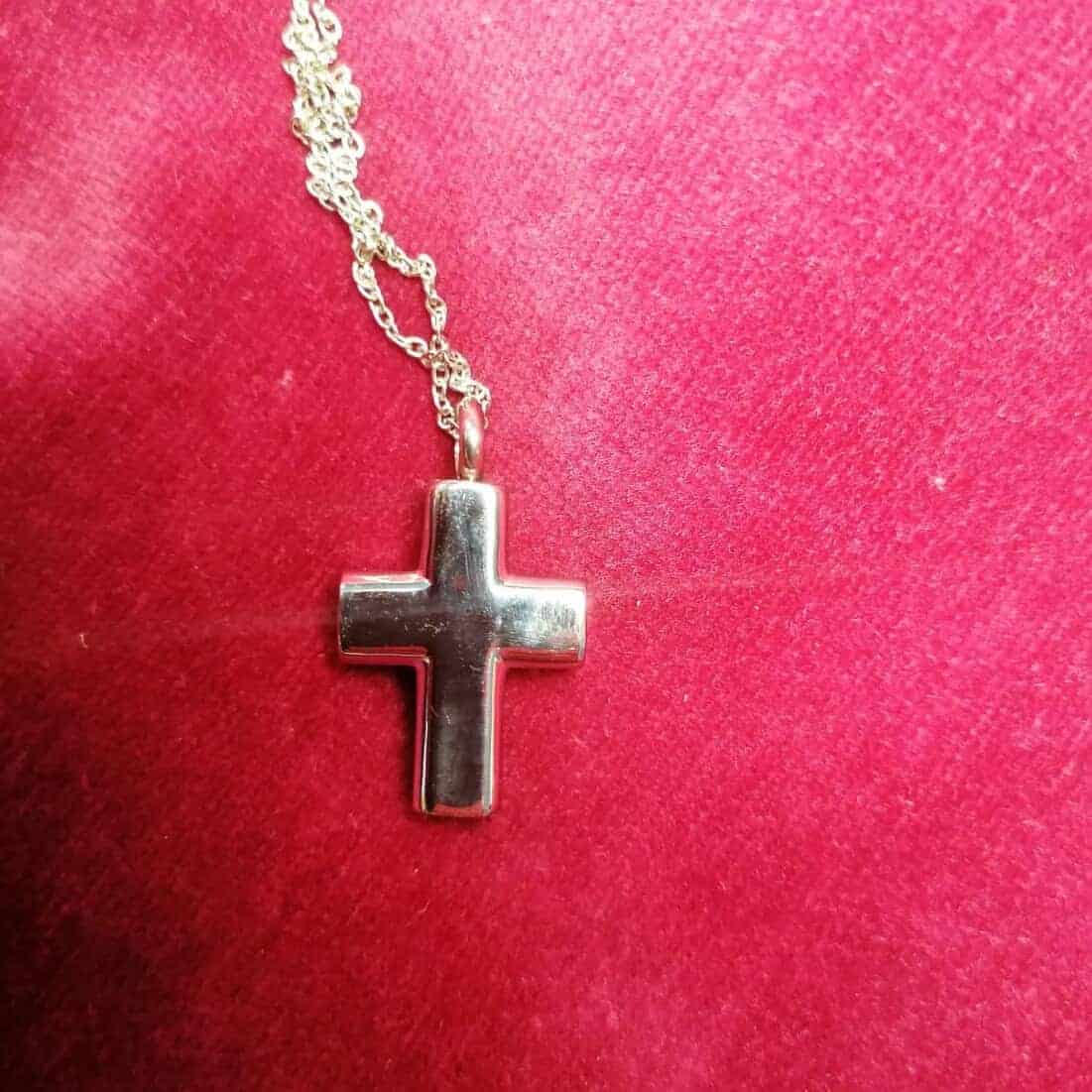 Ascheschmuck Kreuz Tierbestattung Albstadt