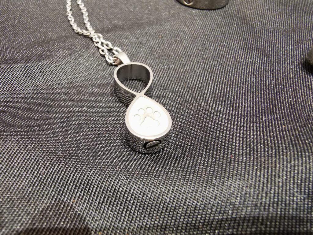 Ascheschmuck Pfote infinity Halskette Anhänger von Mund Katze Pferd Aschekapsel Erinnerungsschmuck