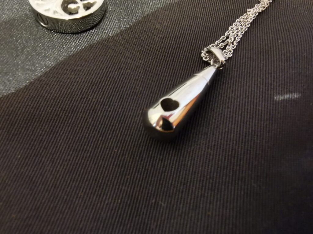 Ascheschmuck Tropfen Herz Halskette Anhänger von Mund Katze Pferd Aschekapsel Erinnerungsschmuck