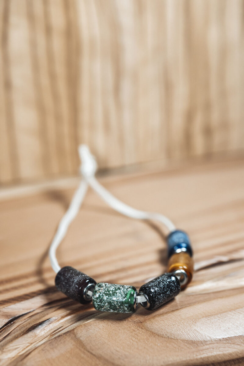 zylinder Ascheperle lang Murano-Glas Unikat Glasbläser Halskette Hund Katze Armband mit Asche und Gold Silber