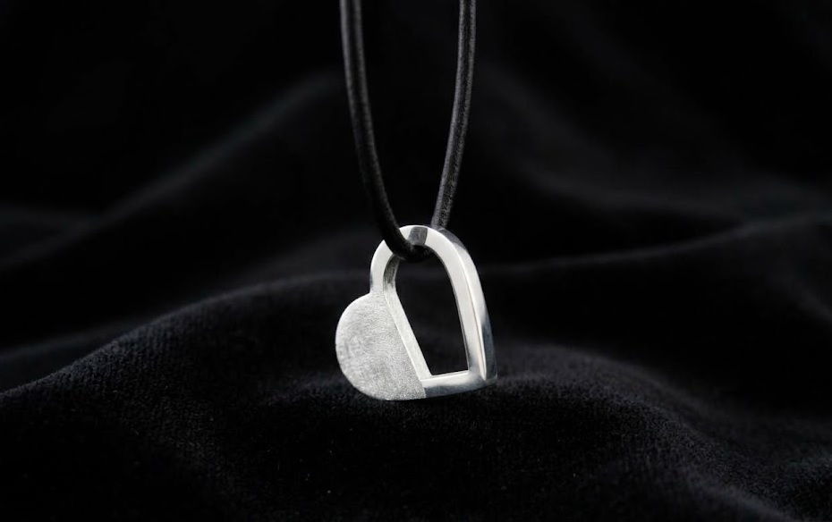 Halskette Ascheschmuck Erinnerungsschmuck 925 Sterling SIlber Herz Tira (Handarbeit)